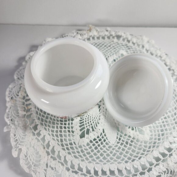 Avon Dynasty Milk Glass Candle Holder Bird on Branch with Flowers Vintage 1980s - Picture 9 of 14